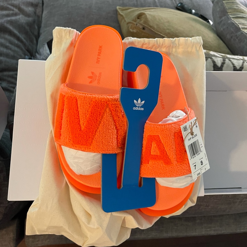 Ivy Park Slides Women US 8/ men US 7